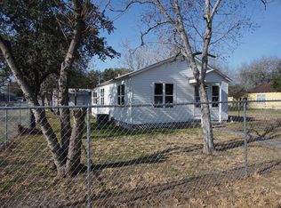 801 N Jefferson St, Beeville, TX 78102