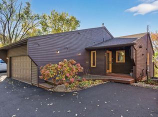 54 Bates Ave, Saint Paul, MN 55106