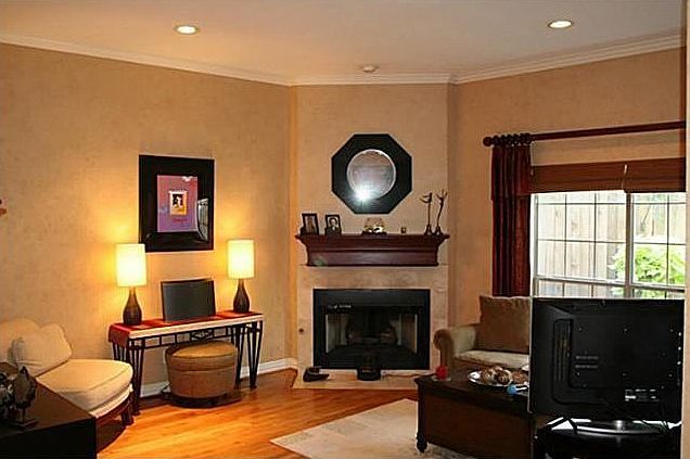 2nd image of 11 Stonebriar Ct