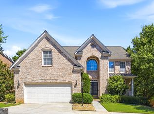 1318 Village Terrace Ct, Dunwoody, GA 30338
