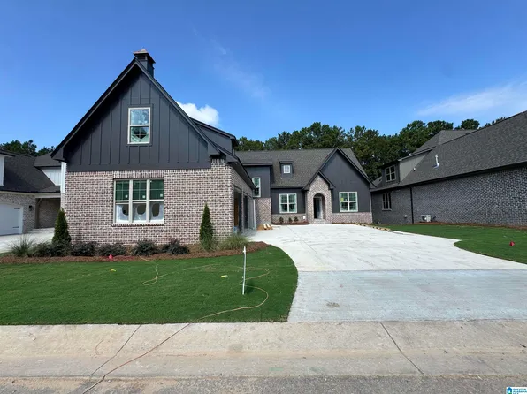 138 Glengerry Dr, Pelham, AL 35124