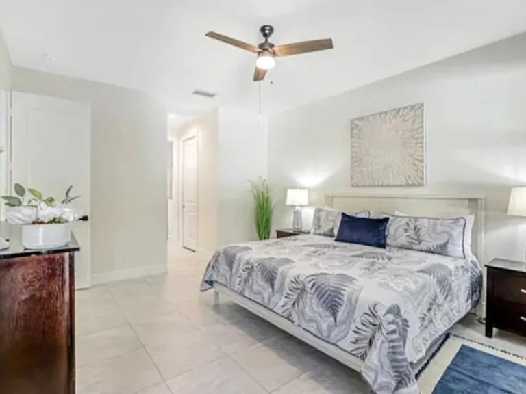 2955 Pine Tree Dr — Photo 18