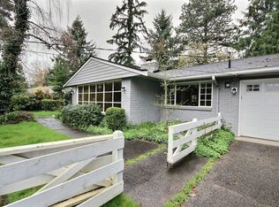 9026 Lake Washington Blvd NE, Bellevue, WA 98004