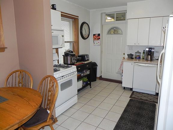 4th image of 4440 N Lavergne Ave APT 1S
