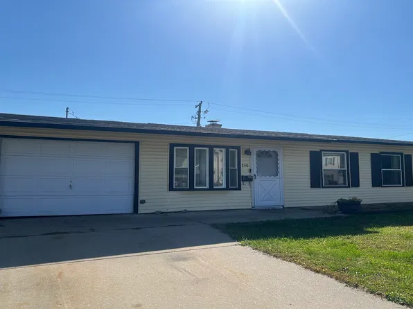 740 41st Ave, East Moline, IL 61244