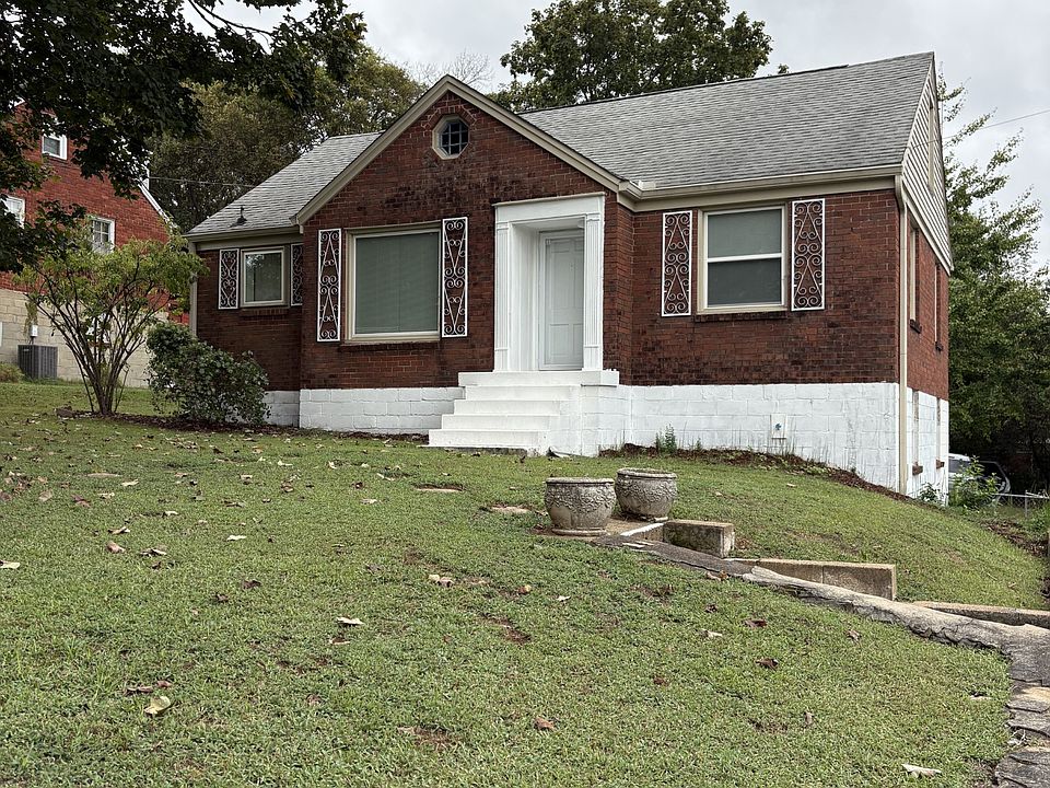 1st image of 1904 Avalon Dr