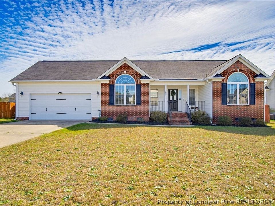 1st image of 83 Lockwood Dr