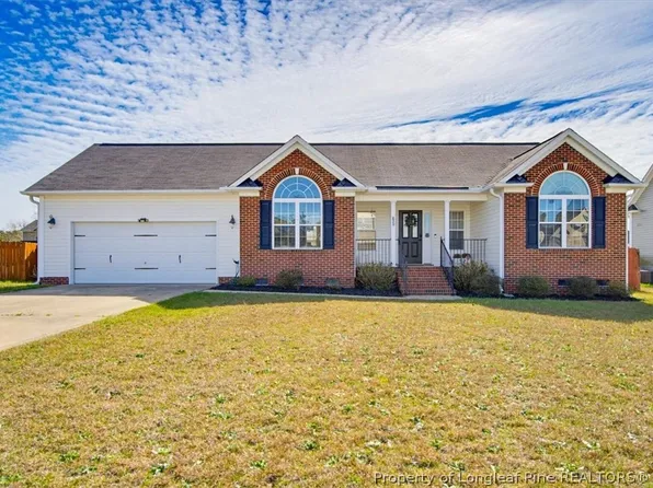 83 Lockwood Dr, Cameron, NC 28326