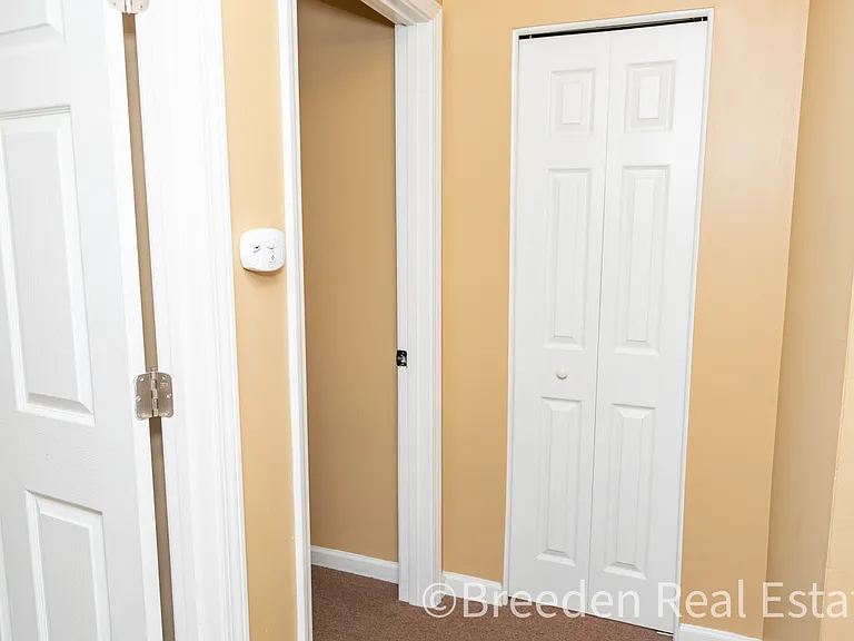 239 Maple St #203-A — Photo 8