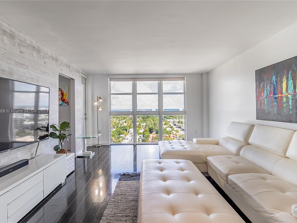 1st image of 1228 West Ave APT 1509