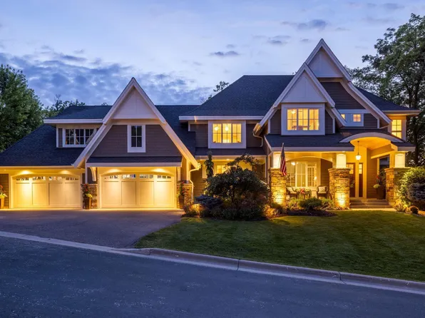 7401 Dogwood Rd, Excelsior, MN 55331