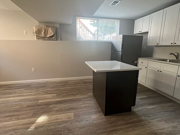 5th image of 30 Quintard St #30