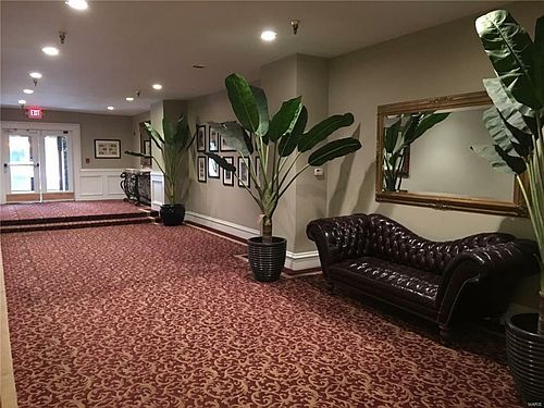 3rd image of 1709 Washington Ave Suite 800