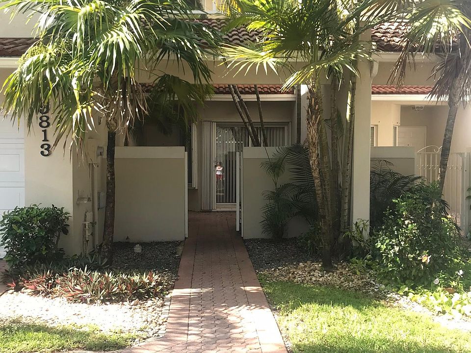 2nd image of 9813 NW 45th Ln