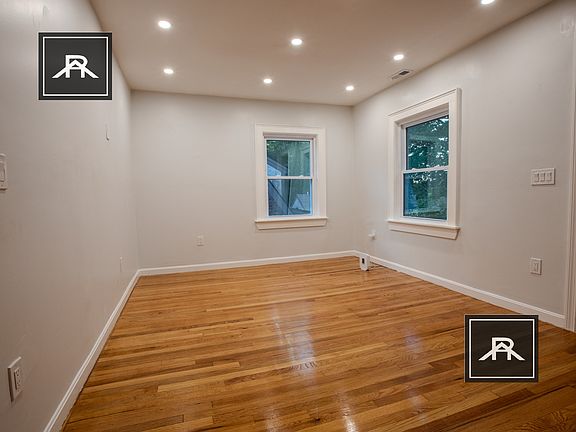 4th image of 48 Greycliff Rd #2