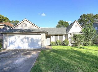 311 Cobbleton Dr, Houston, TX 77034