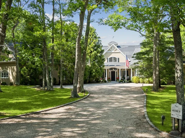 74 Hands Creek Rd, East Hampton, NY 11937