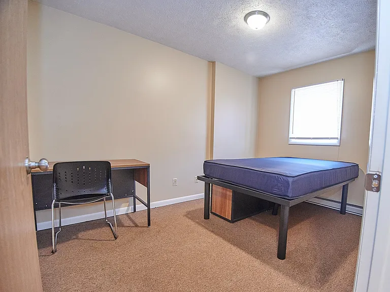 Crimson Hawk Student Housing — Photo 92
