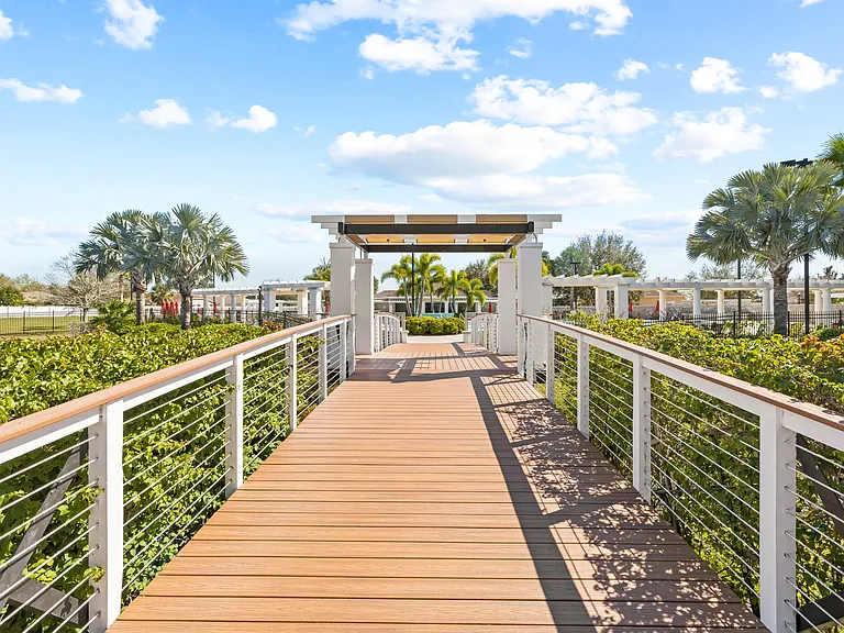 11023 Winter Crest Dr — Photo 36