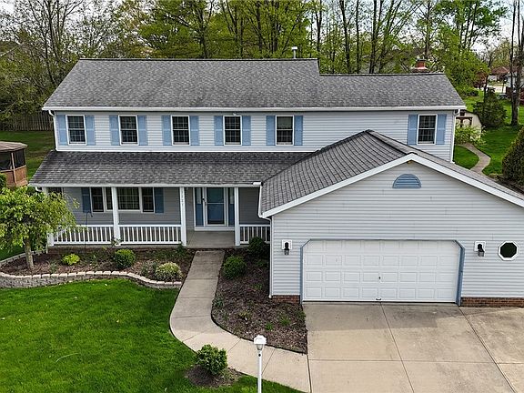 3rd image of 3321 Saint Andrews Dr