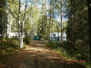 1985 Goldstream Rd, Fairbanks, AK 99709
