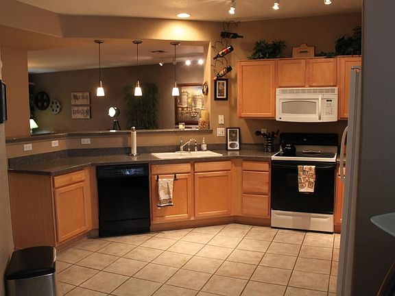 Large Kitchen