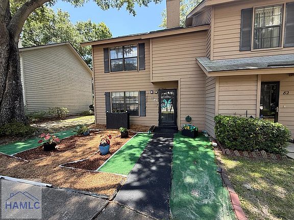 2nd image of 84 Hidden Lake Ct