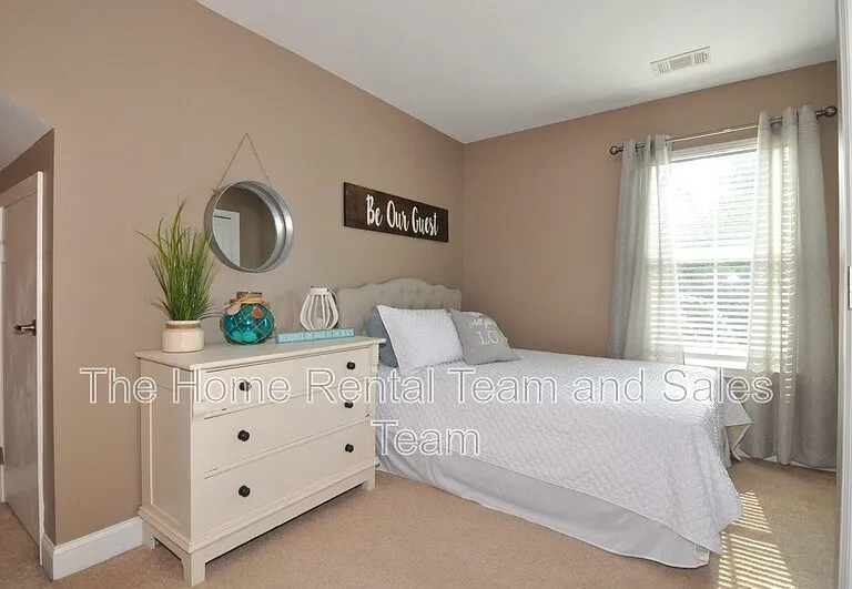 156 Cottonham Ct — Photo 21