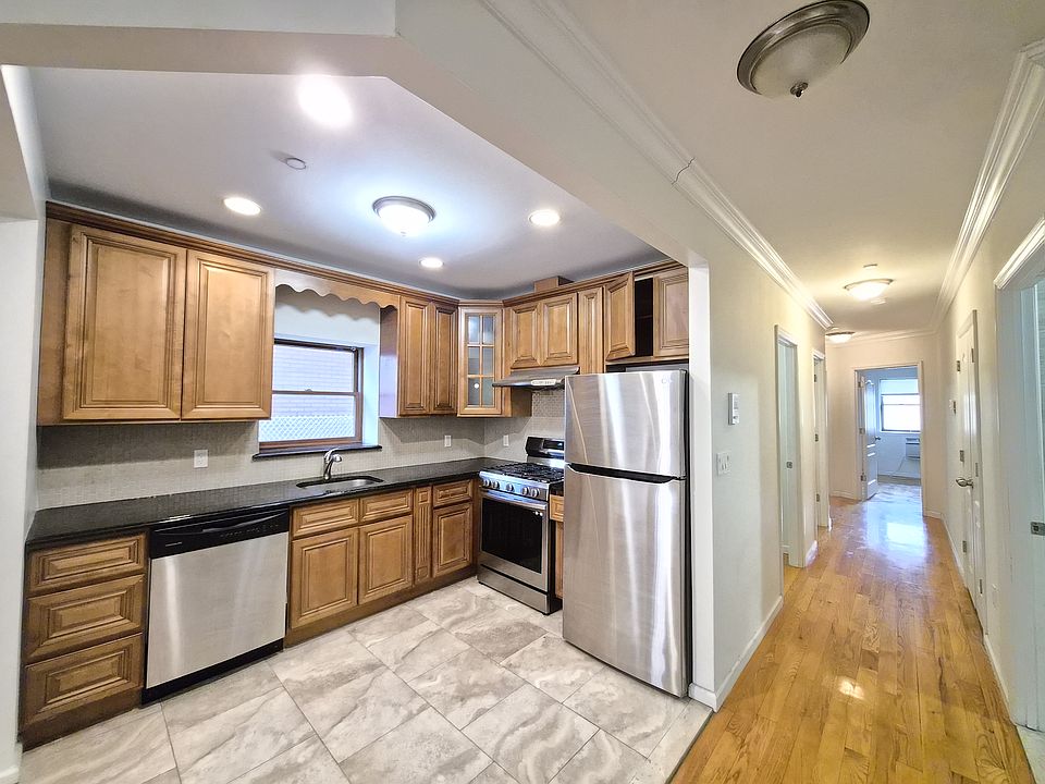 1st image of 127 Bay 28th St #1-A