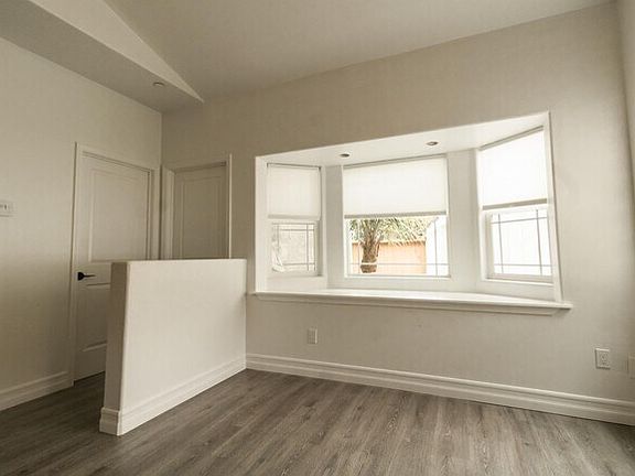 3rd image of 2585 Warbler Ave #C
