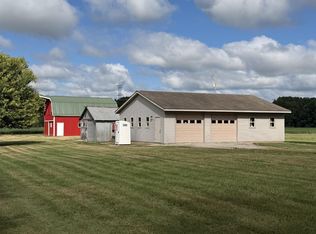 9020 S Raucholz Rd, Saint Charles, MI 48655