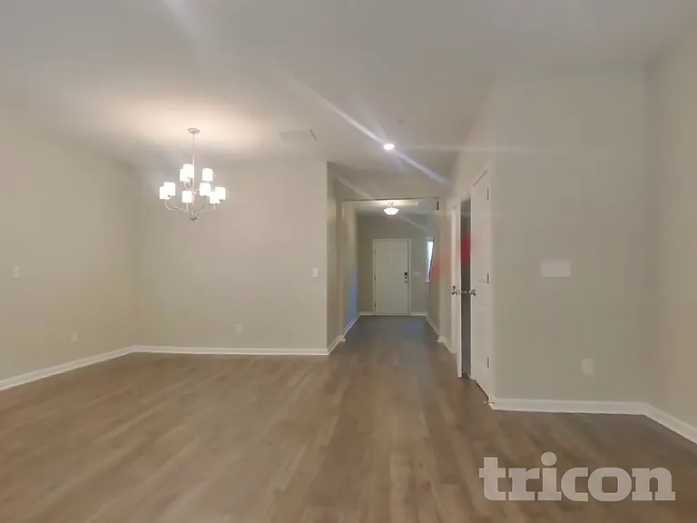 196 Chapelcrest Ln — Photo 3