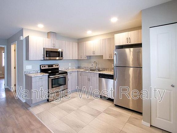 2nd image of 675C Christleton Ave