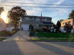 23 Lincroft Ave, Old Bridge, NJ 08857