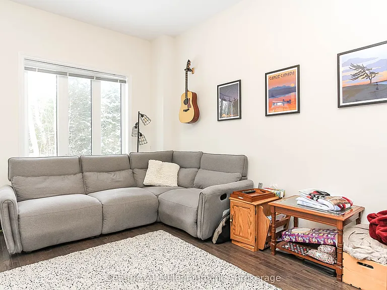 36 Farwell Ave — Photo 11
