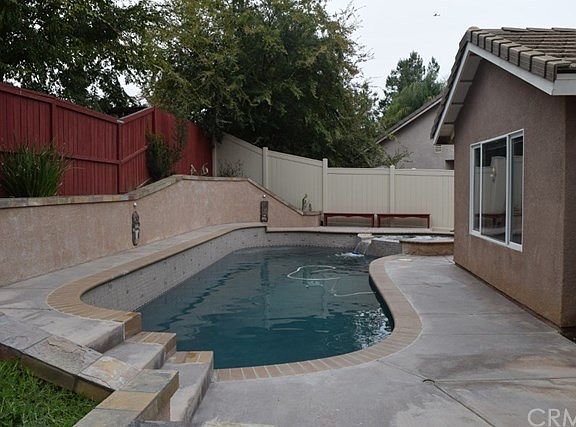 4th image of 36049 Dresden Ct