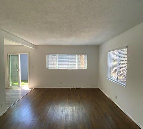 2nd image of 1421 Manhattan Beach Blvd APT A