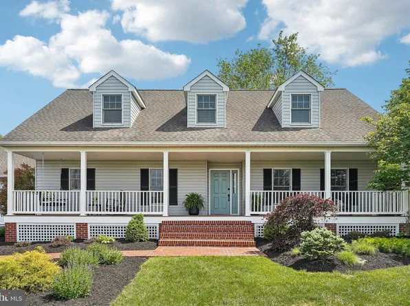 8503 Memorial Dr, Green Lane, PA 18054