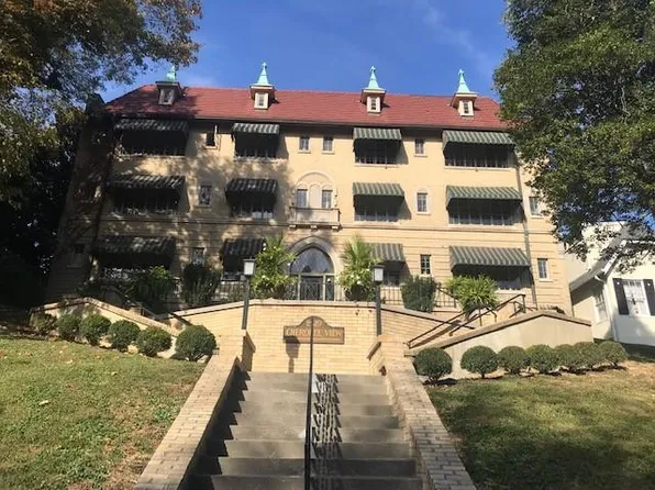 2519 Cherokee Pkwy, Louisville, KY 40204