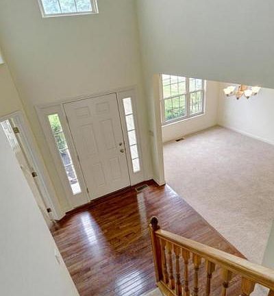 4th image of 5637 Stockton Way