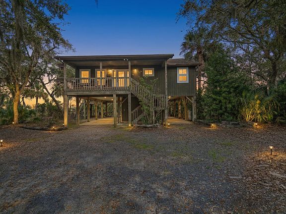 2nd image of 202 Jungle Shores Dr