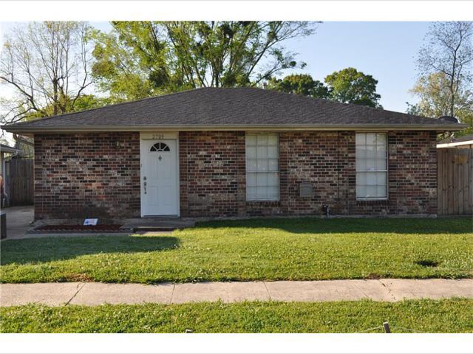 1st image of 2709 Jimmie Dean Dr