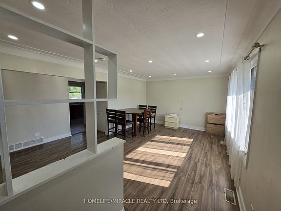2nd image of 7150 Douglas Cres