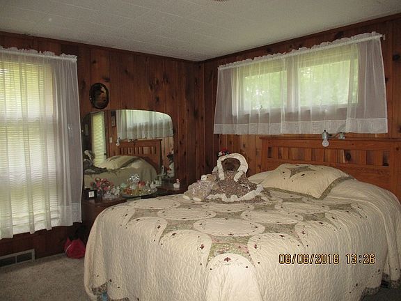 4th image of 416 South Dr