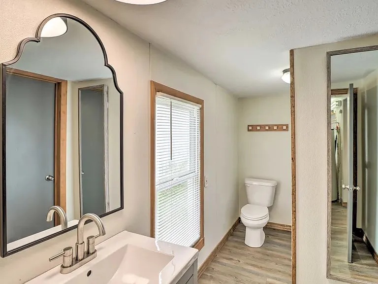 204 W Trish Knight St — Photo 13