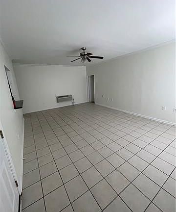 3rd image of 5334A Constance St #A