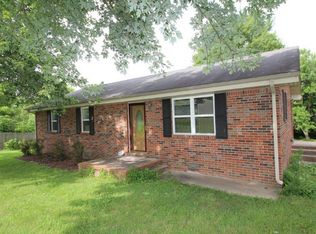 208 Sam Beasley Rd, Hartsville, TN 37074