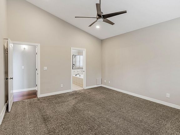 4th image of 506 W Aspen Gate Ln #67