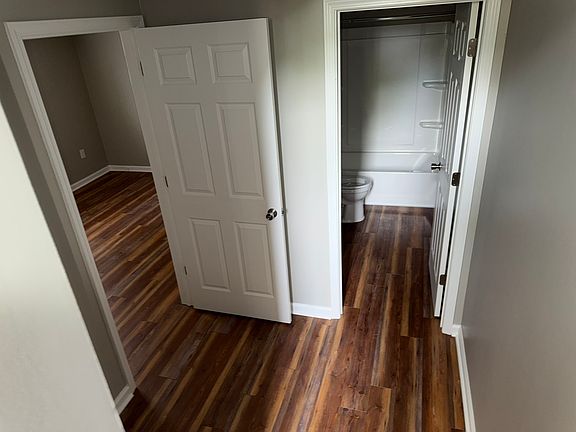 3rd image of 223 Wildwood Dr #2