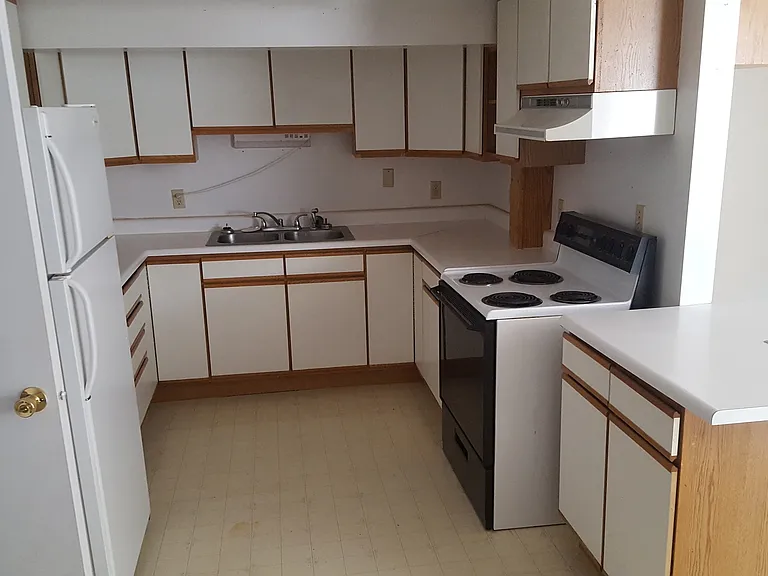 309 N 9th St — Photo 2